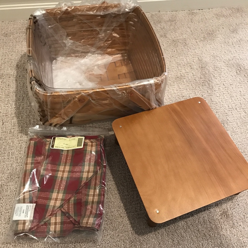 Longaberger Cake Basket
